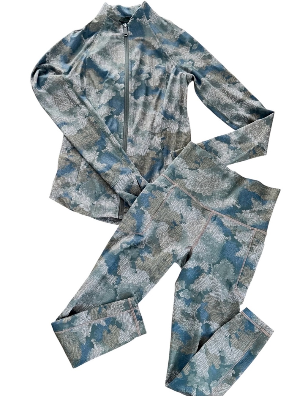 Athleta Salutation Two Piece Workout Set XXS Jacket and Capri Leggings